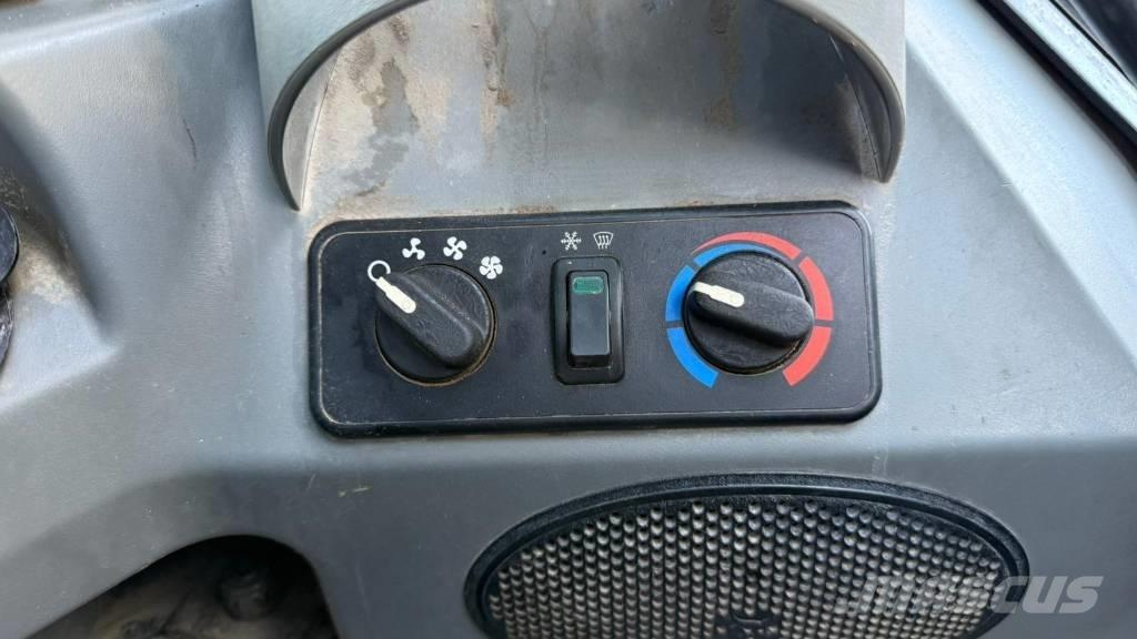 Bobcat T 590 Chargeuse compacte