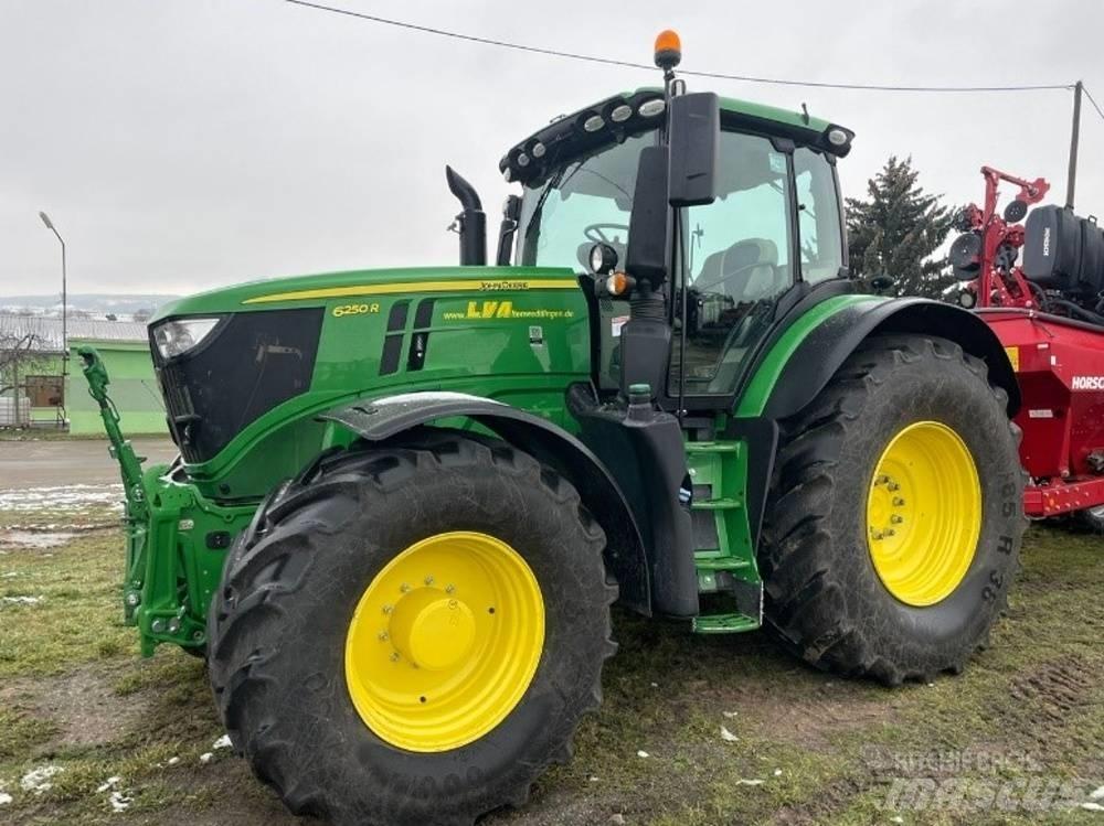 John Deere 6250 R Tracteur