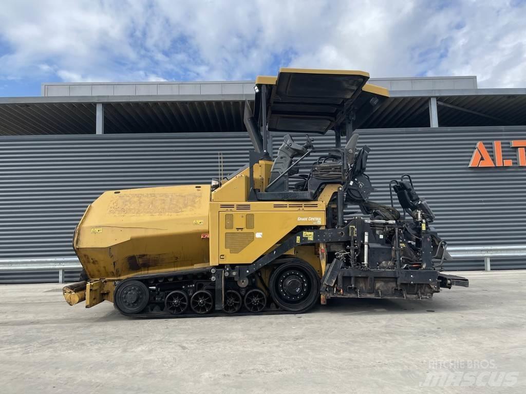 CAT AP555F Finisseur