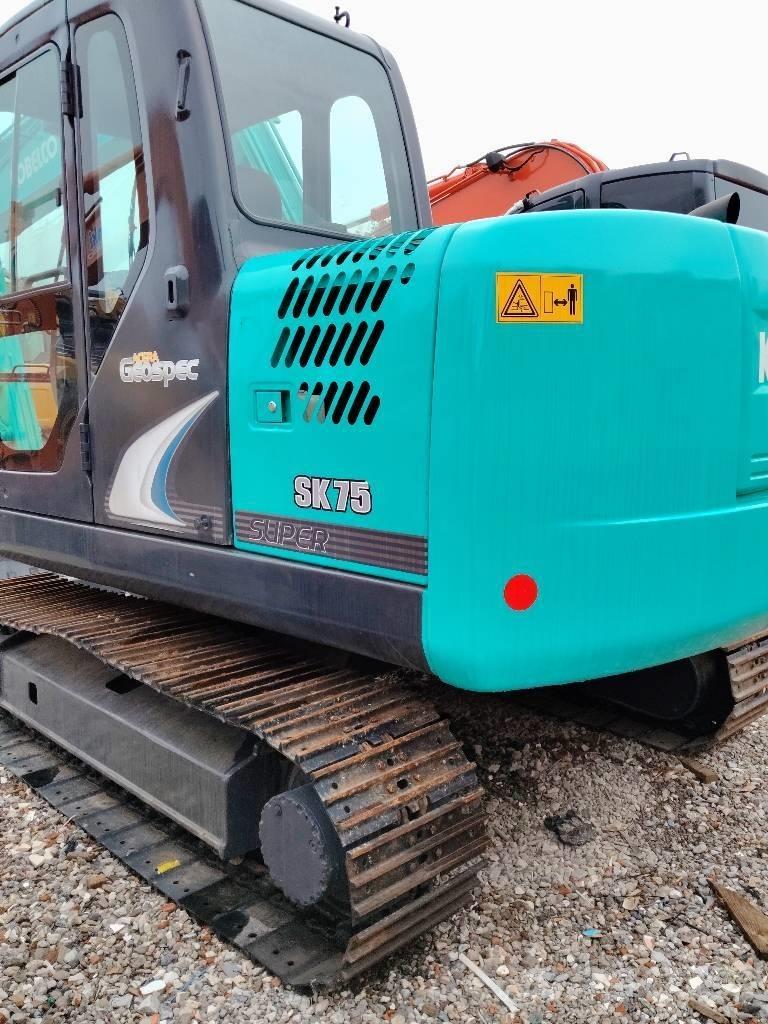 Kobelco SK 75 Pelle sur chenilles