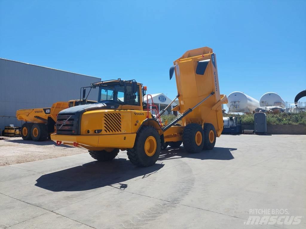 Volvo A 25 E Tombereau articulé