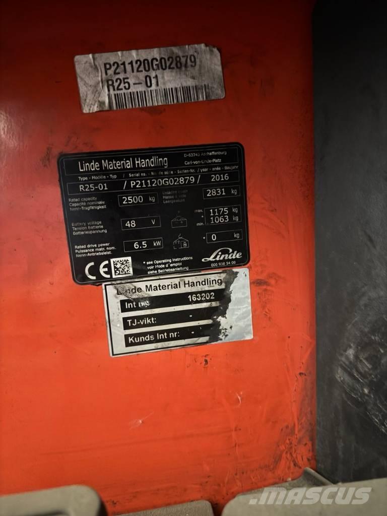 Linde R 25 Chariot à mât rétractable