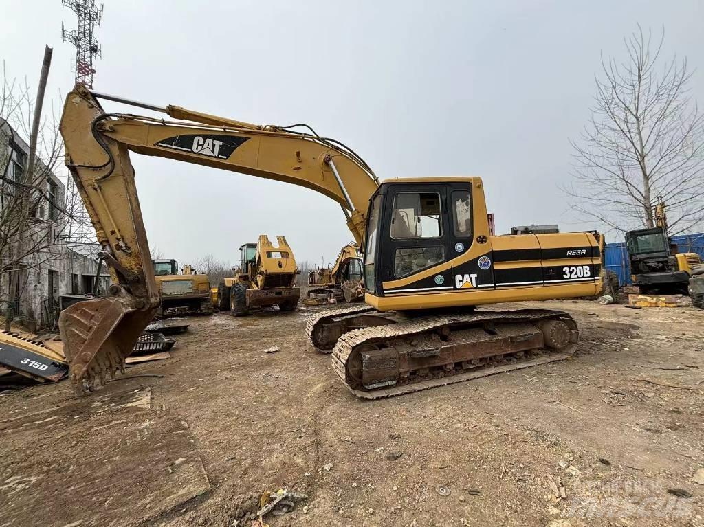 CAT 320 B L Pelle sur chenilles