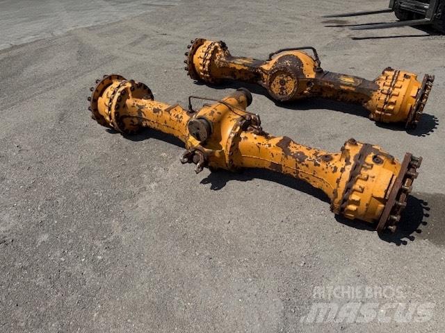 CASE 821 E AXLES Essieux