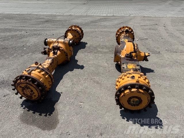 CASE 821 E AXLES Essieux