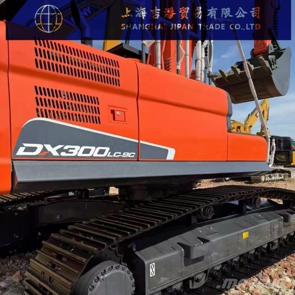 Doosan DX 300 Pelle sur chenilles