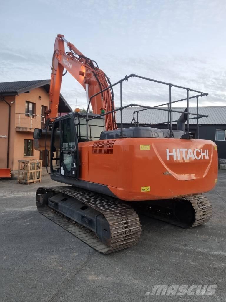 Hitachi 210 Pelle sur chenilles