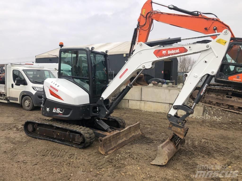 Bobcat E50 Z Mini pelle < 7t