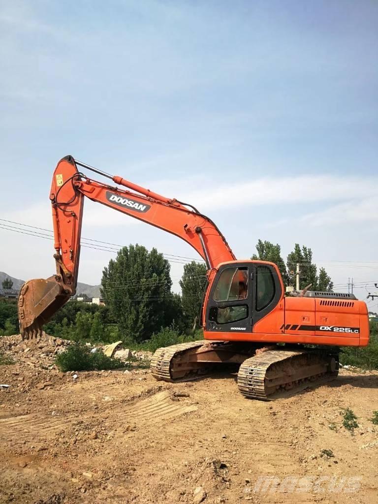 Doosan dx225 Pelle sur chenilles