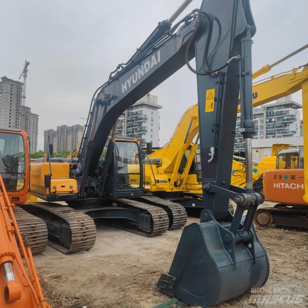 Hyundai R 225LC-9T Pelle sur chenilles