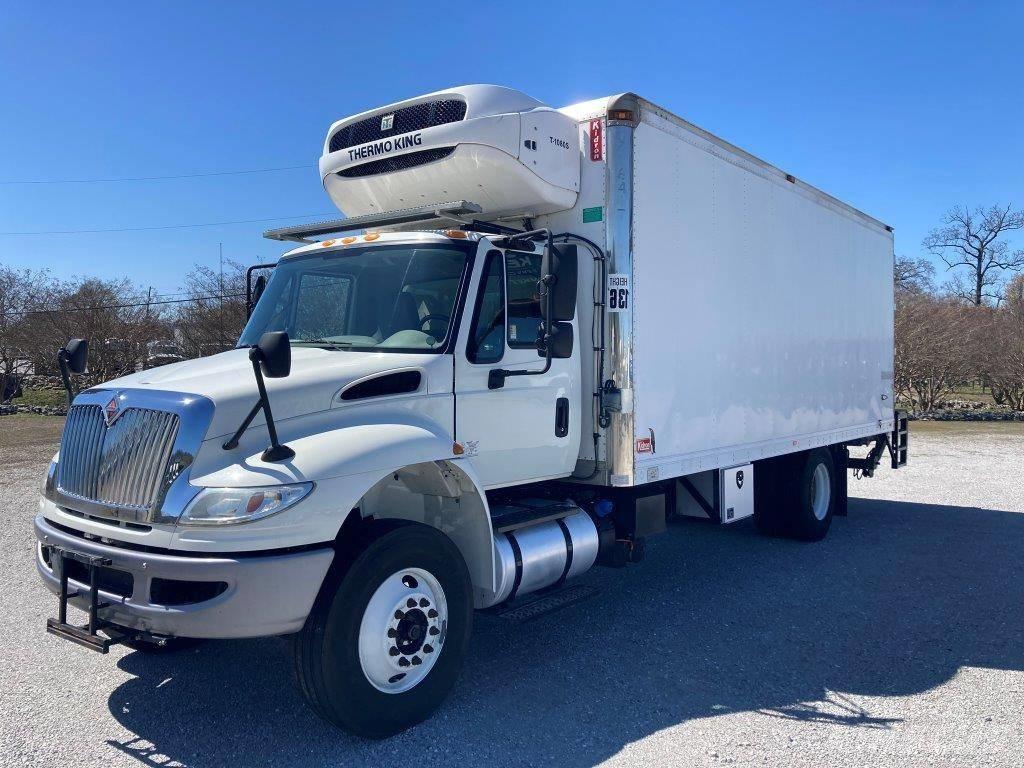 International 4300 Camion Fourgon