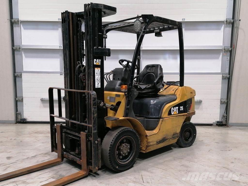 CAT GP25N Chariots GPL