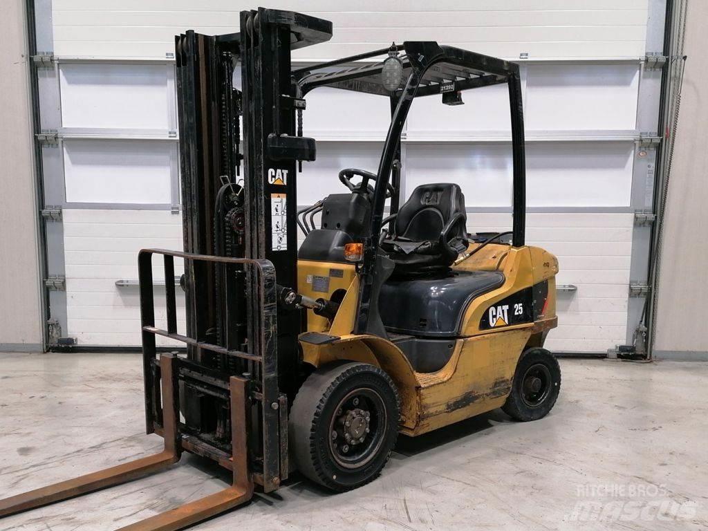 CAT GP25N Chariots GPL