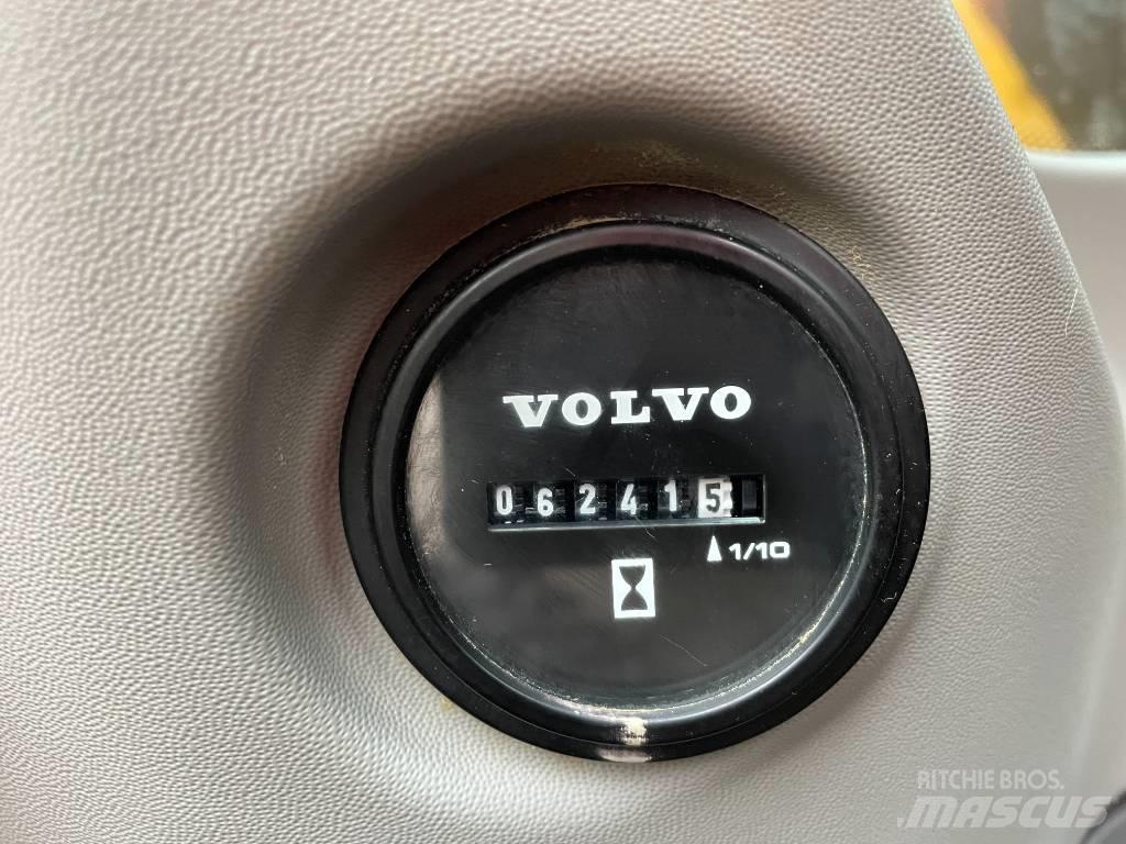 Volvo ECR 235 Pelle sur chenilles
