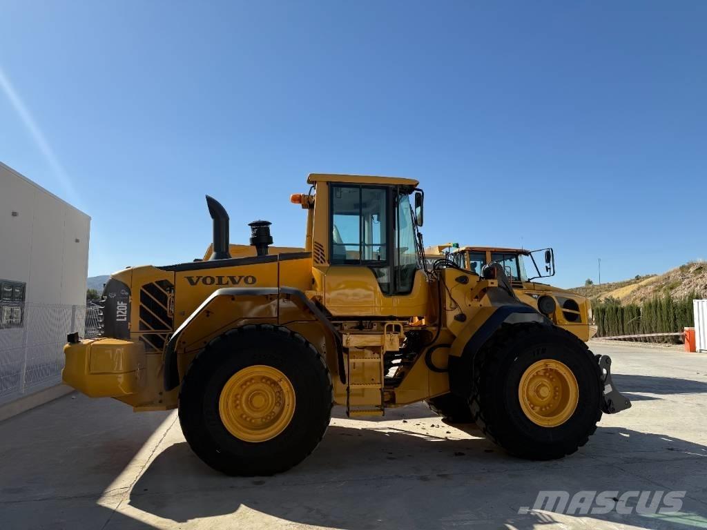Volvo L 120 F Chargeuse sur pneus