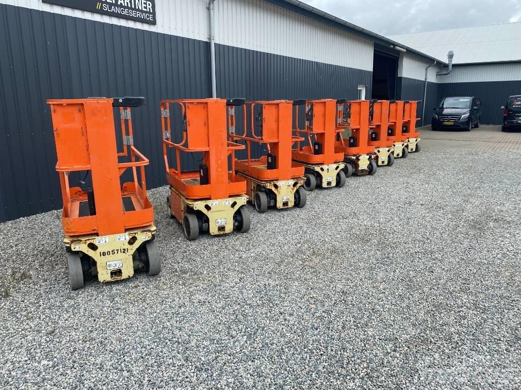 JLG 1230 ES Mât vertical