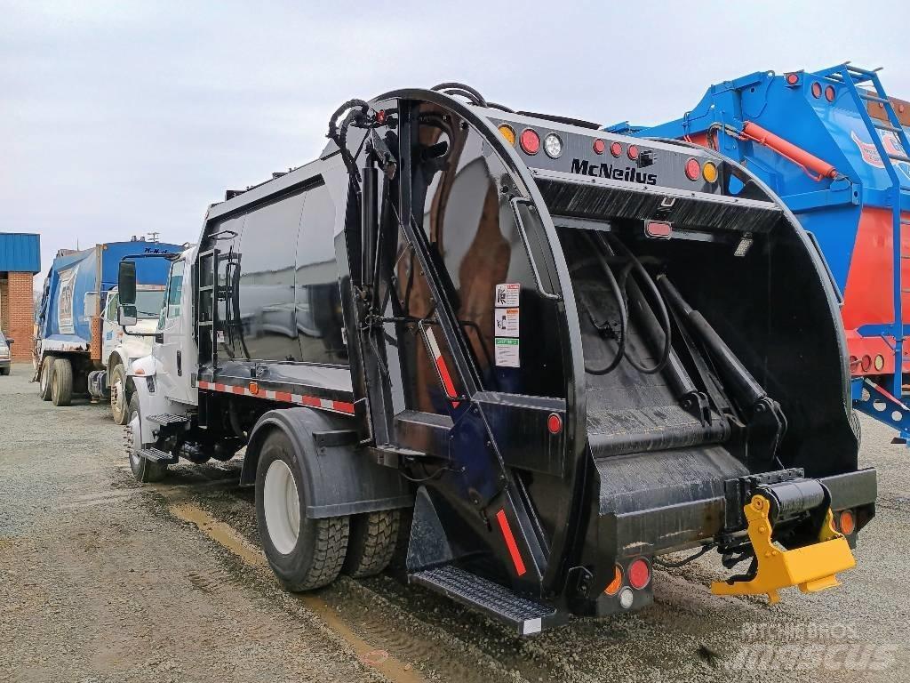 International 4600 Camion poubelle