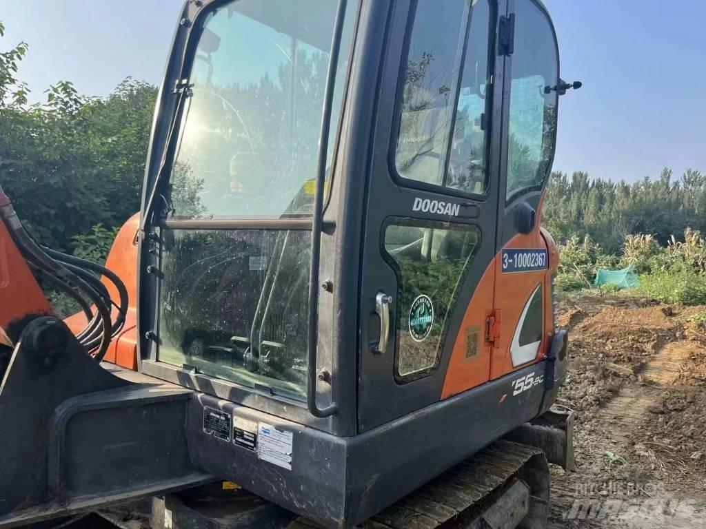 Doosan DX 55 Mini pelle < 7t