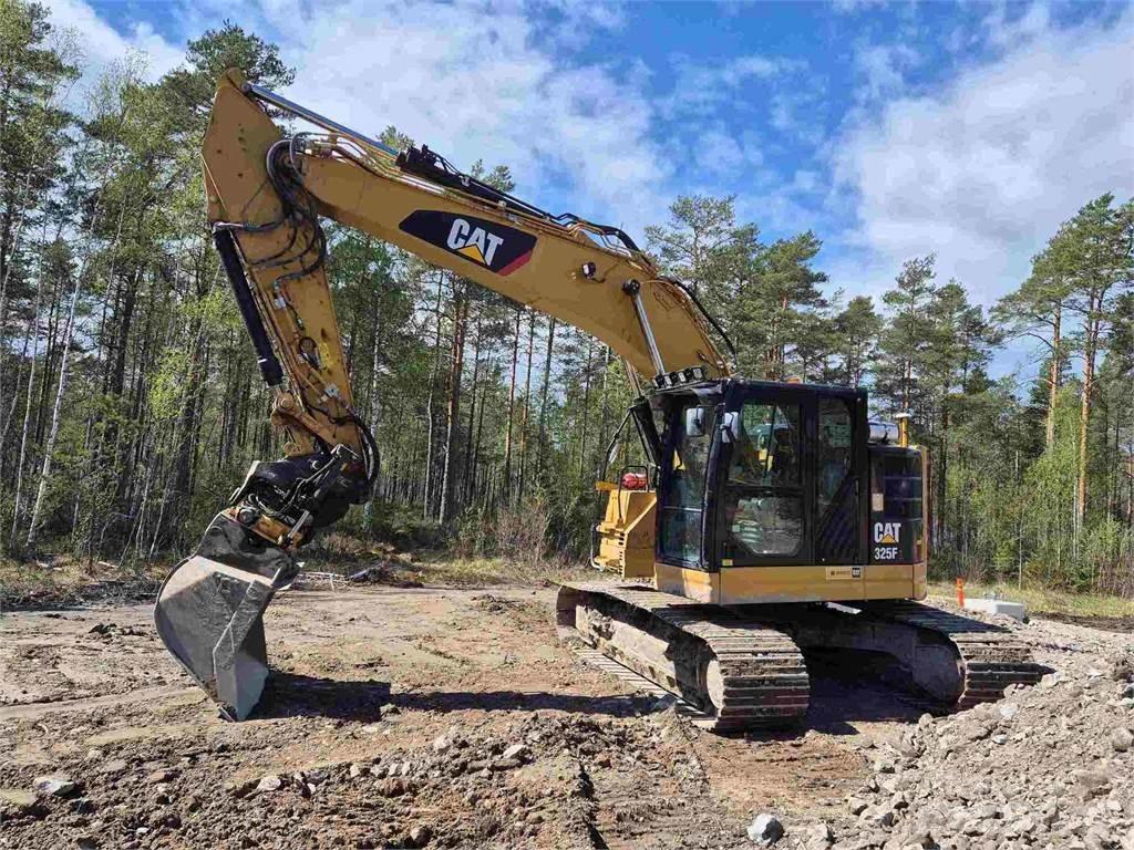 CAT 325FLCR Pelle sur chenilles