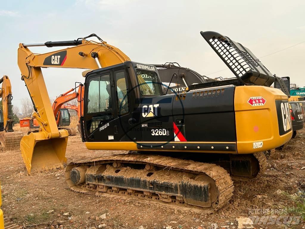 CAT 326D Pelle sur chenilles