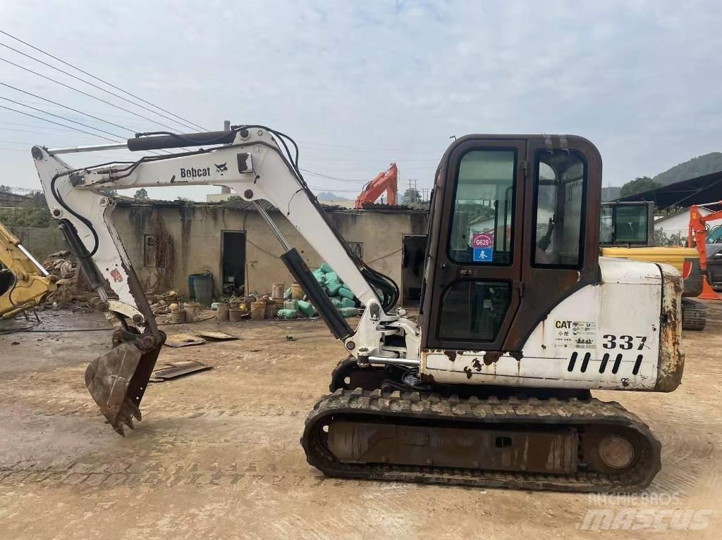 Bobcat 337 Mini pelle < 7t