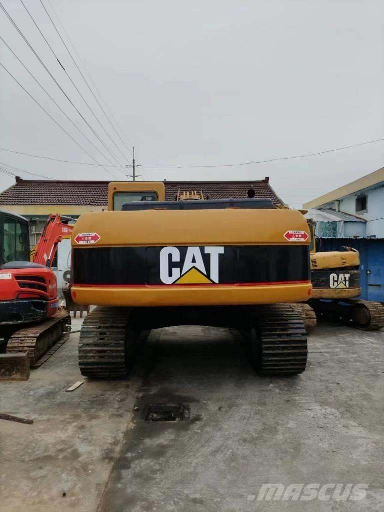 CAT 325 C Pelle sur chenilles