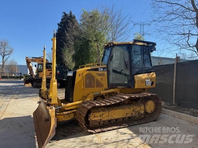 CAT D 3 K LGP Bouteurs sur chenilles