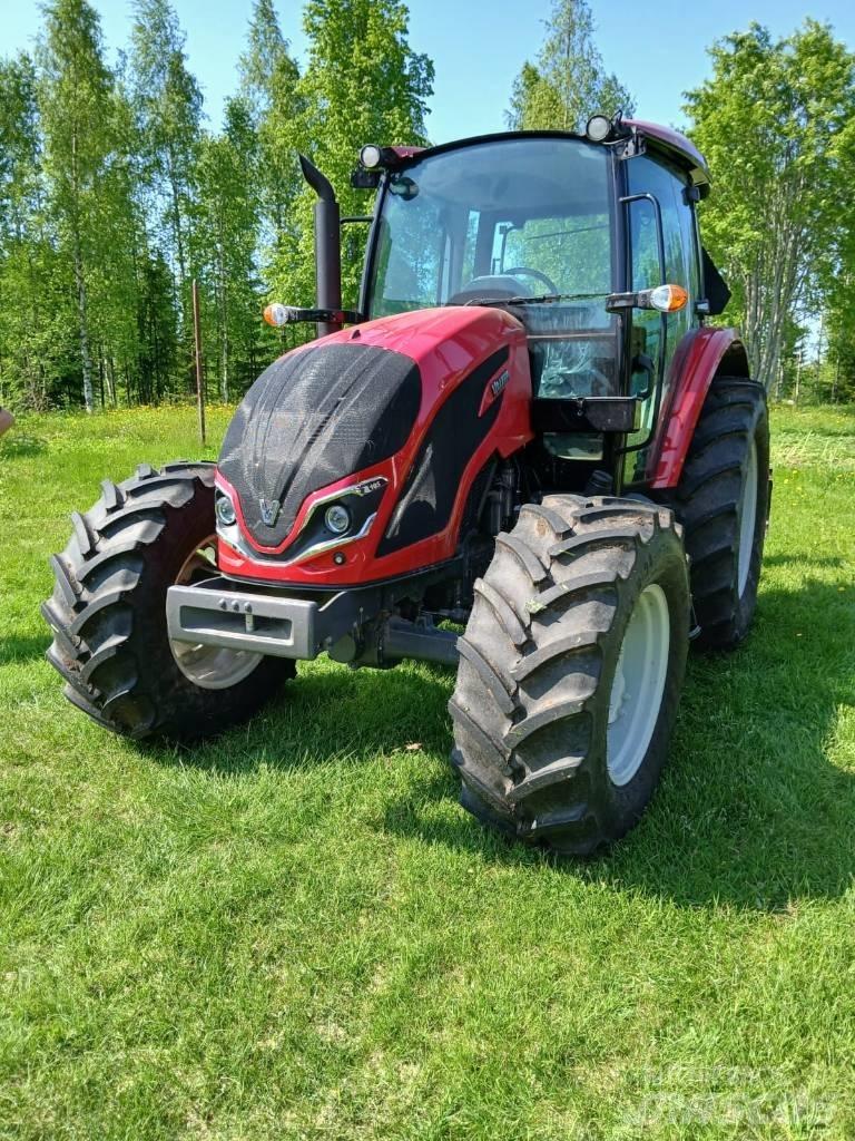 Valtra A 105 Tracteur