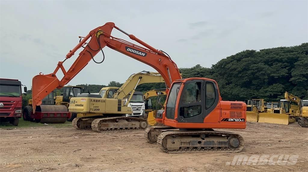 Doosan DX 120 Pelle sur chenilles