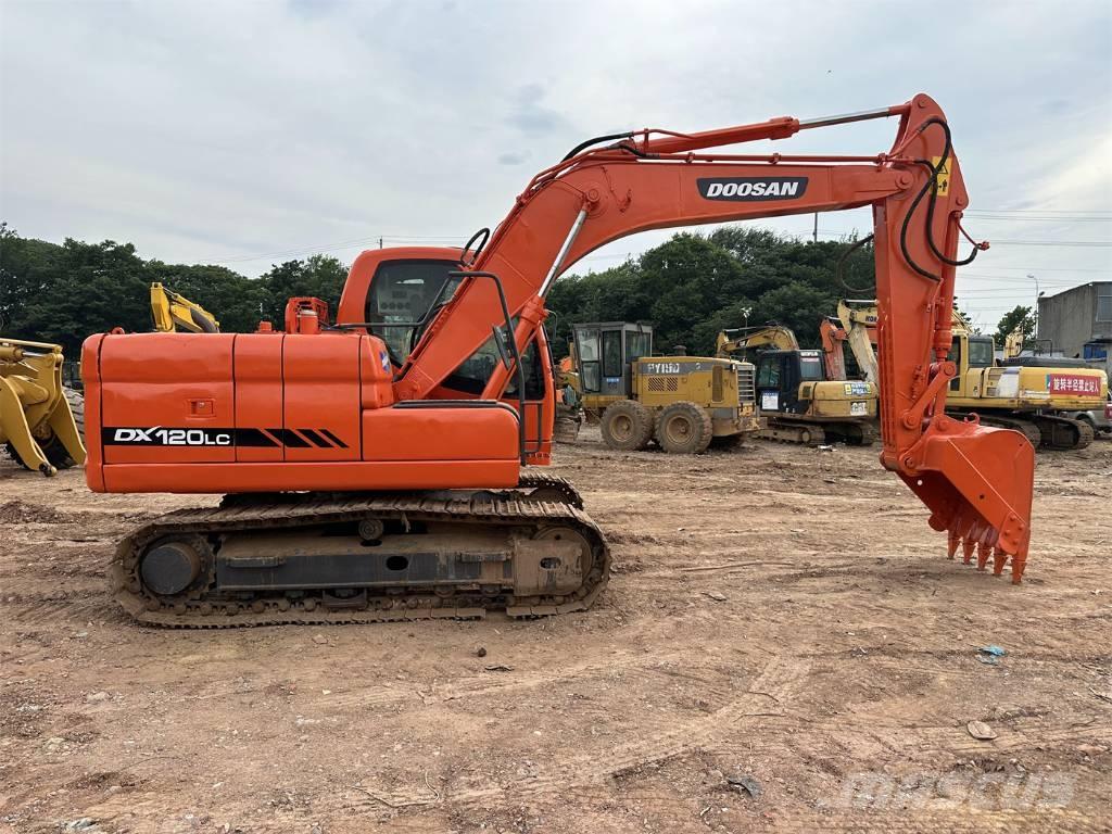 Doosan DX 120 Pelle sur chenilles