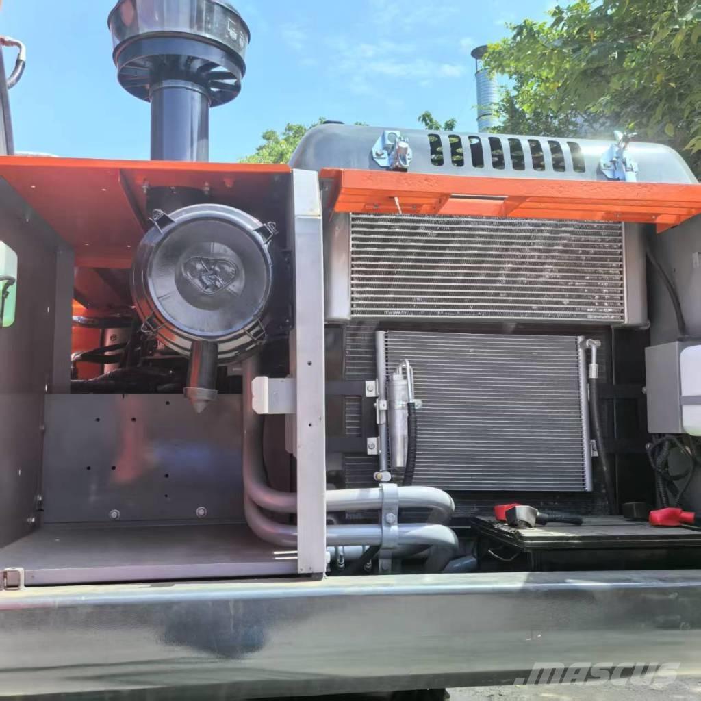 Hitachi ZX 200-3 G Pelle sur chenilles