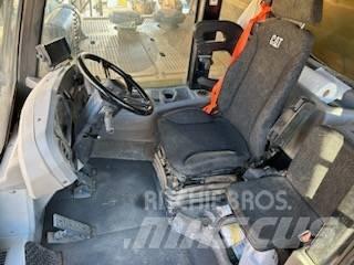 CAT 777F Tombereau articulé