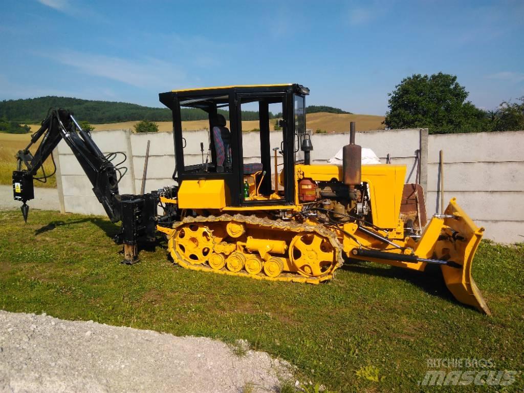  Bulgar T54 Bouteurs sur roues