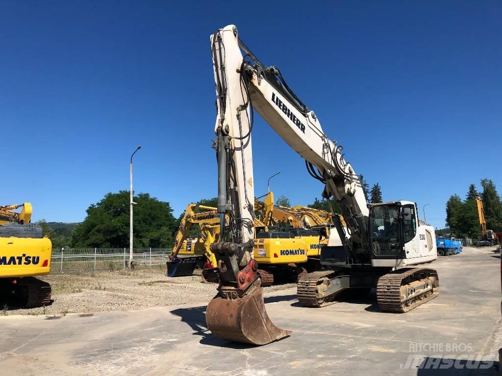 Liebherr R936 NLC Pelle sur chenilles