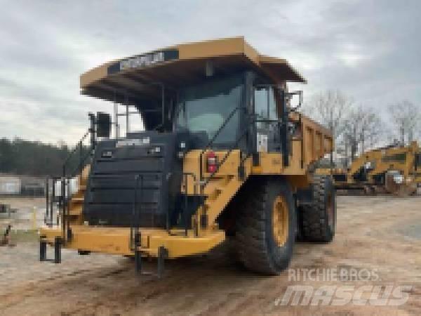 CAT 773 F Tombereau articulé