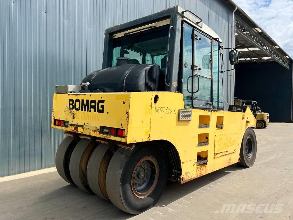 Bomag BW24R Rouleaux à pneumatiques