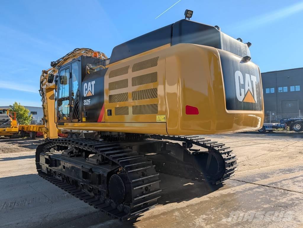 CAT 352 F Pelle sur chenilles