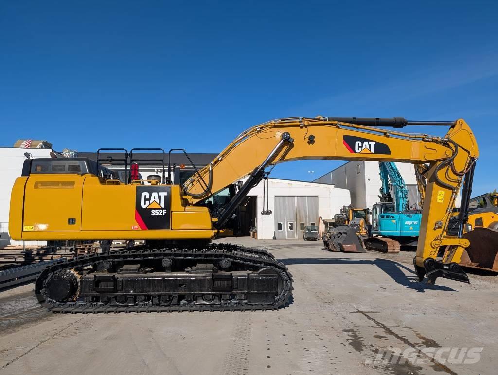 CAT 352 F Pelle sur chenilles