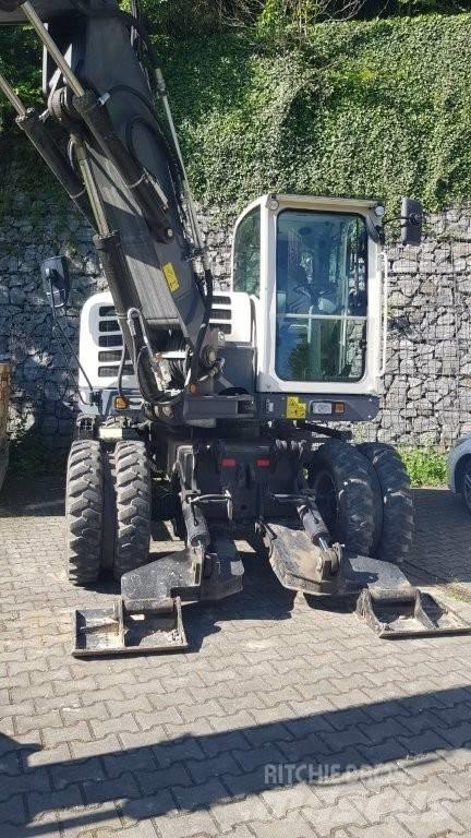 Schaeff TW 110 Pelle sur pneus