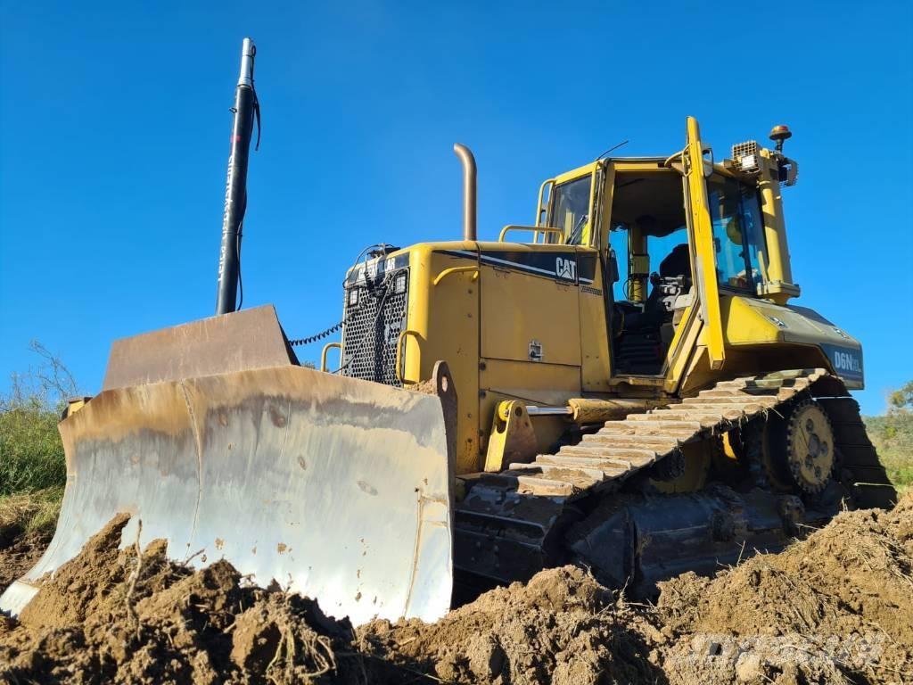 CAT D 6 N XL Bouteurs sur chenilles