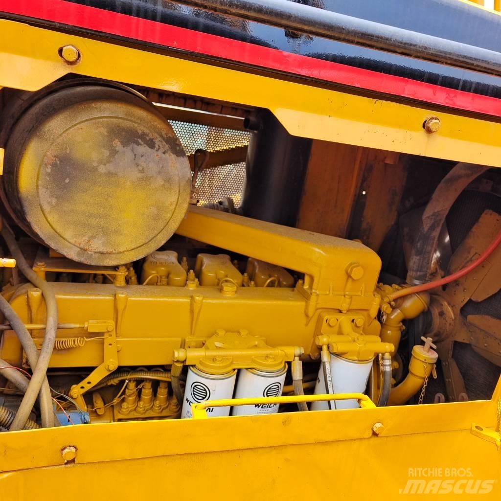 CAT D 7 R Bouteurs sur chenilles