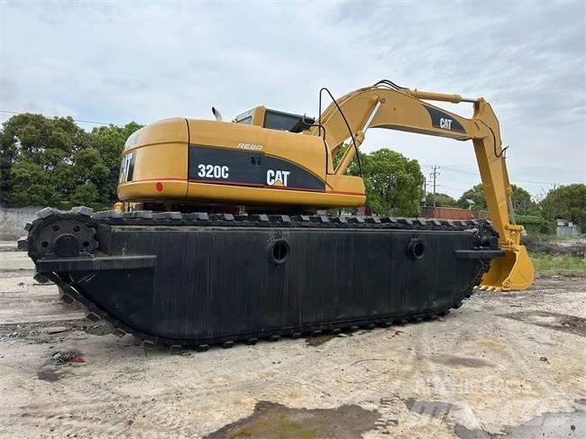 CAT 320 C Pelles amphibies