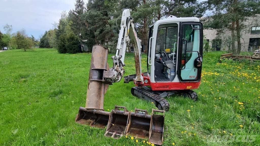 Takeuchi TB216 V4 Mini pelle < 7t