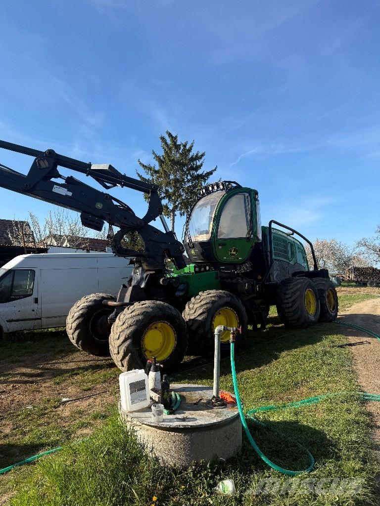 John Deere 1270 E Abatteuse