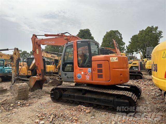 Hitachi ZX138 Pelle sur chenilles