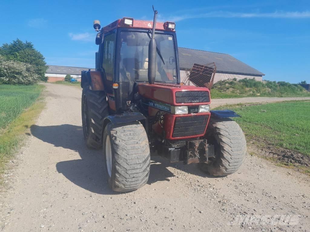 Case IH 845 XLA Plus Tracteur