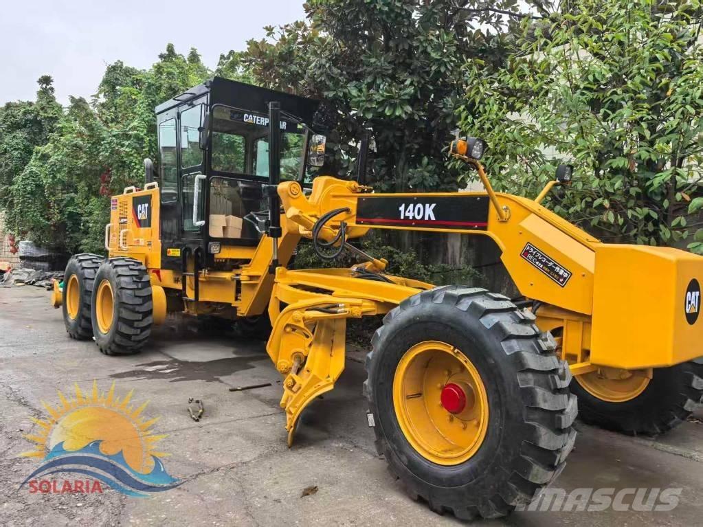 CAT 140 K Niveleuse