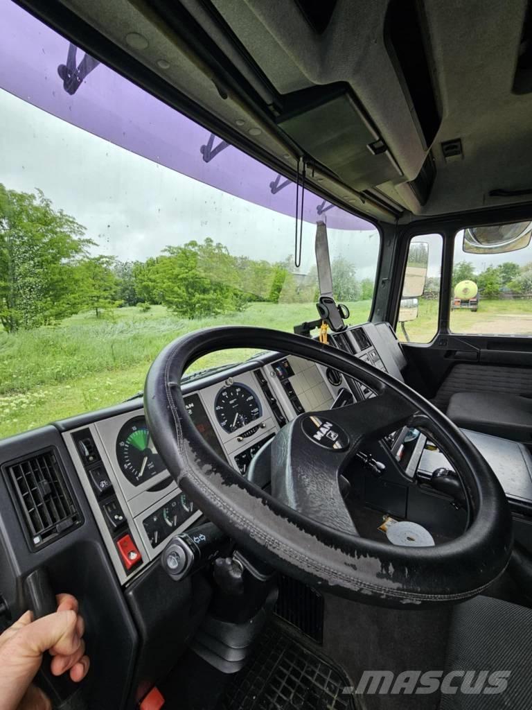 MAN F 2000 Tracteur routier