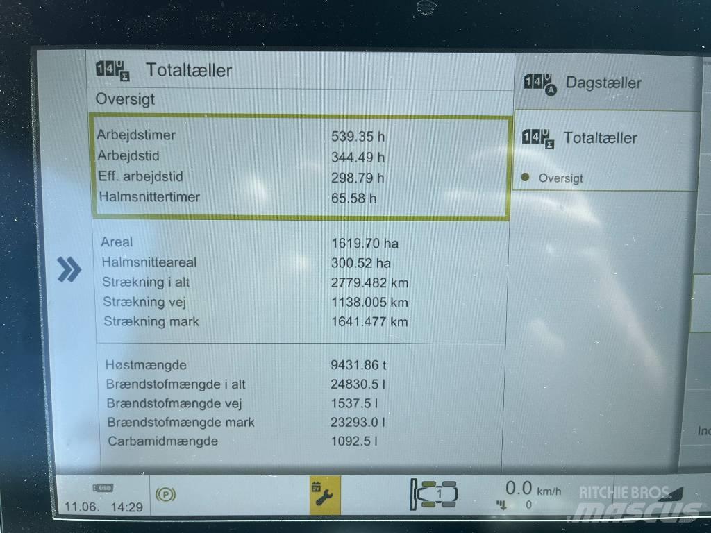 CLAAS Lexion 8800TT Moissonneuse batteuse