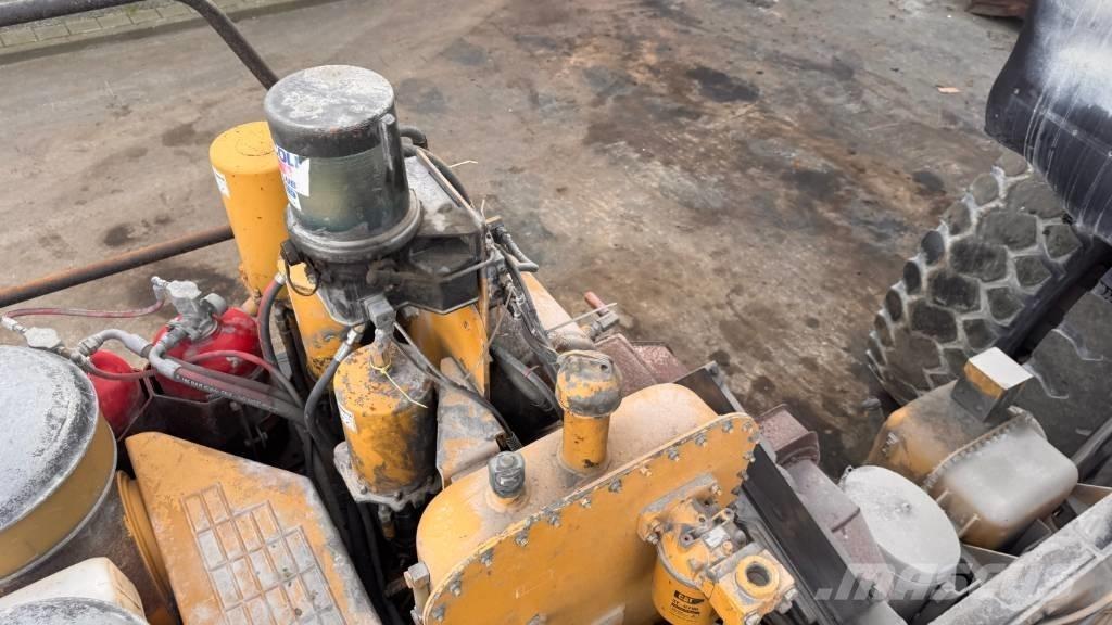 CAT 775 D Tombereau rigide